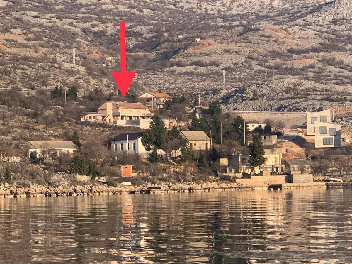 Toto Διαμέρισμα Lukovo Šugarje Εξωτερικό φωτογραφία
