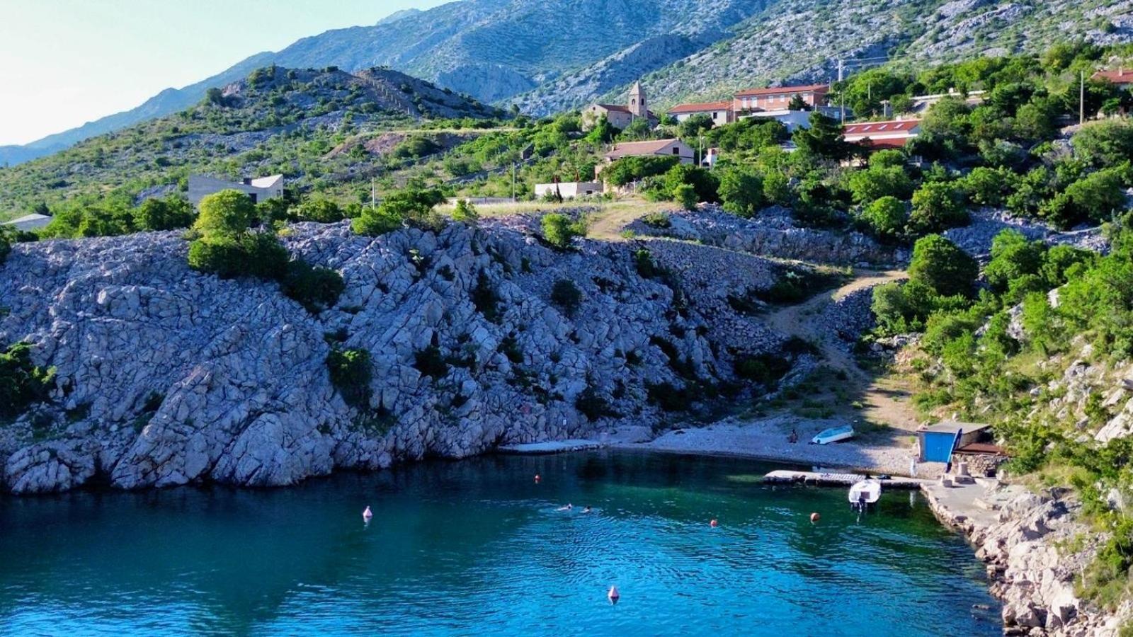 Toto Διαμέρισμα Lukovo Šugarje Εξωτερικό φωτογραφία